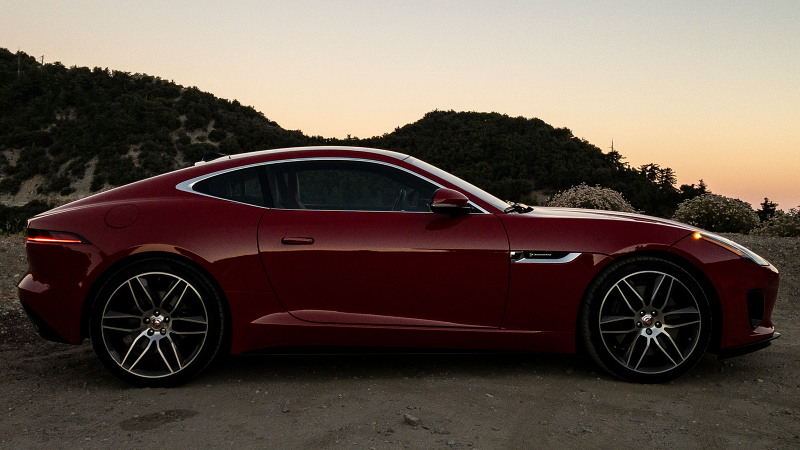 Illustration for article titled The 2019 Jaguar F-Type V6 May Be Old But It Still Rips